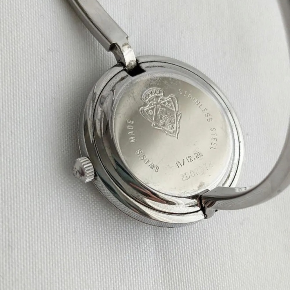 GUCCI Silver Italian Luxury Bracelet Watch with Bezels for changing - Picture 6 of 11